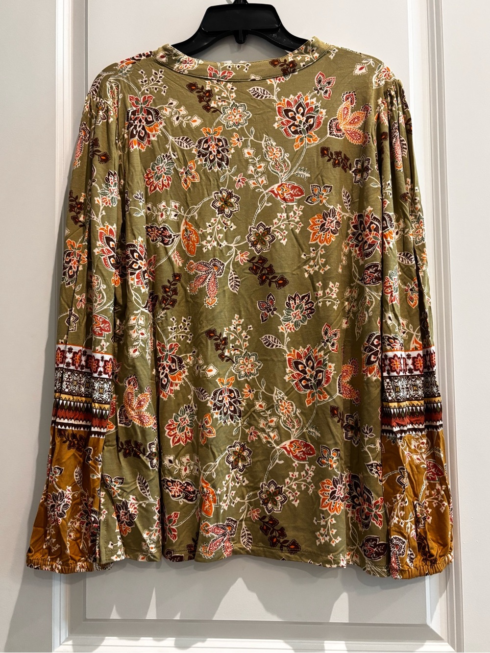 NWT Belle Boho Kim Gravel Olive Floral Boho Peasant Top Large boutique-style top - Picture 4 of 6